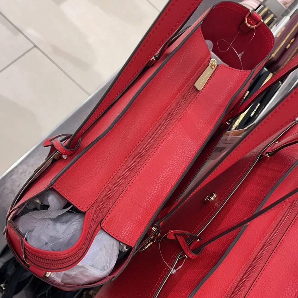 Michael Kors Maisie Large Pebbled Leather 3-in-1 Tote Bag - Picture 14 of 16